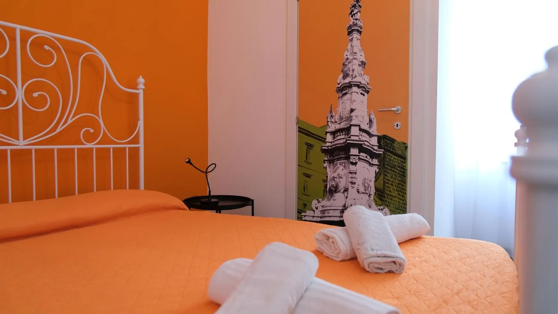 B&B Tarumbo Naples Couette-café