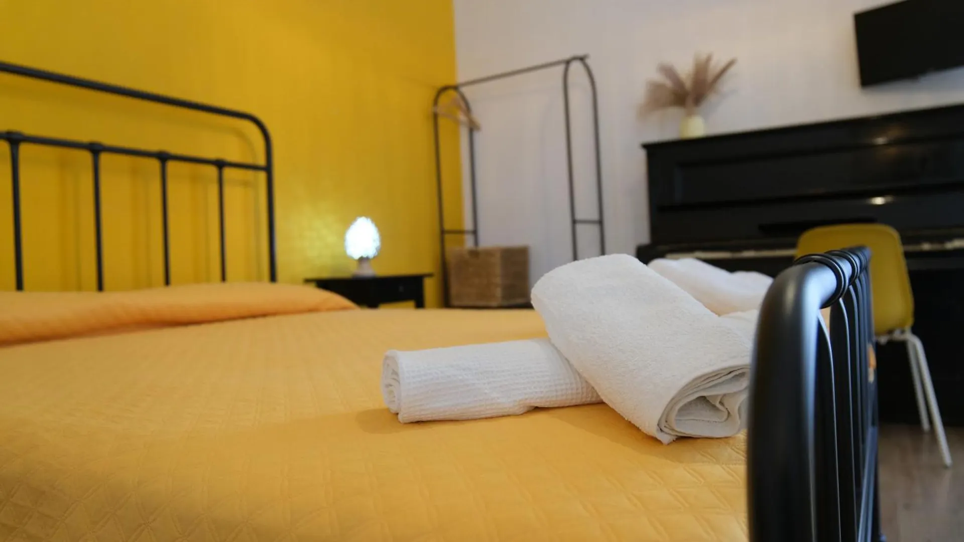 B&B Tarumbo Neapol 2*,