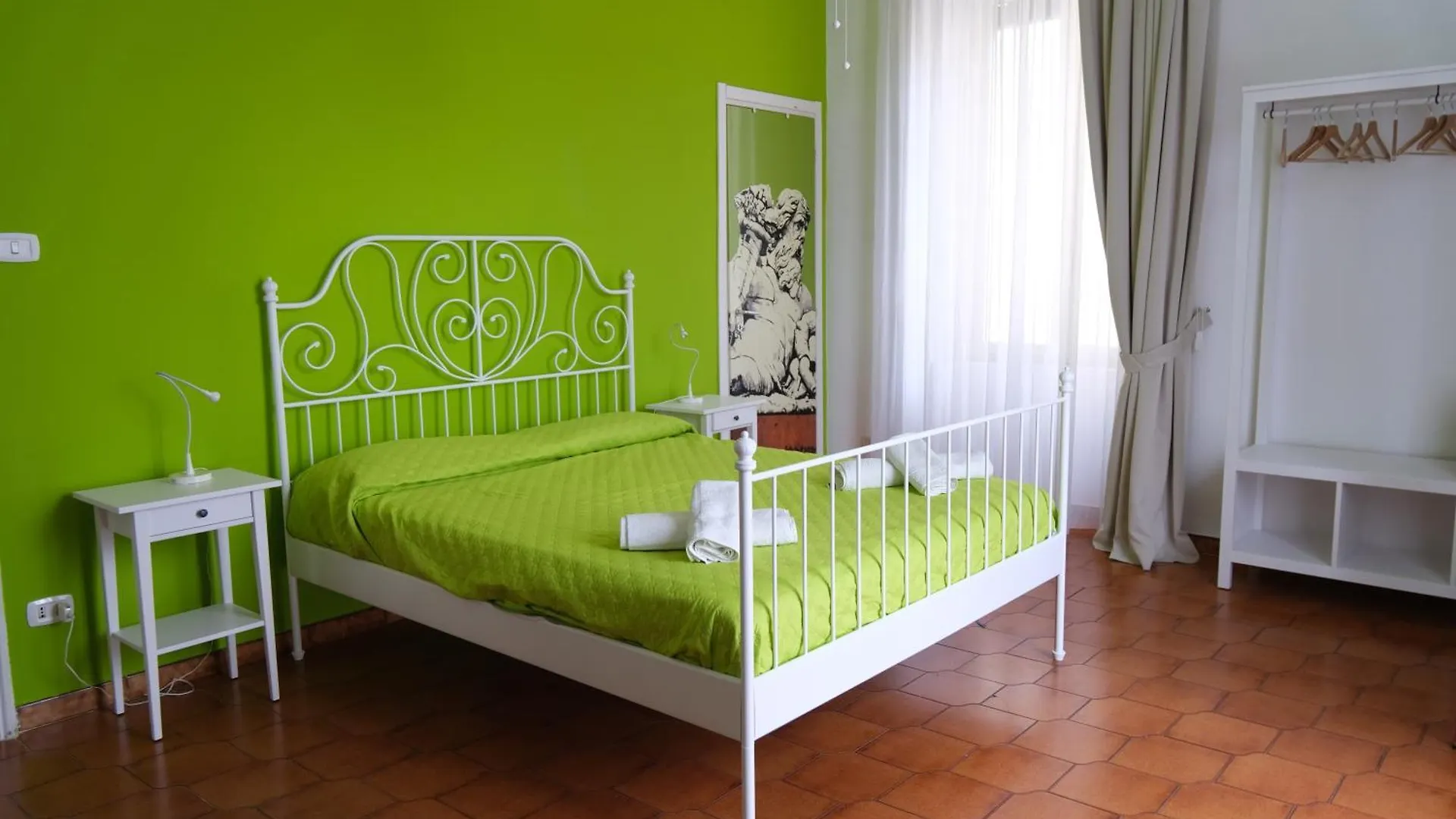 Nocleg ze śniadaniem B&B Tarumbo Neapol